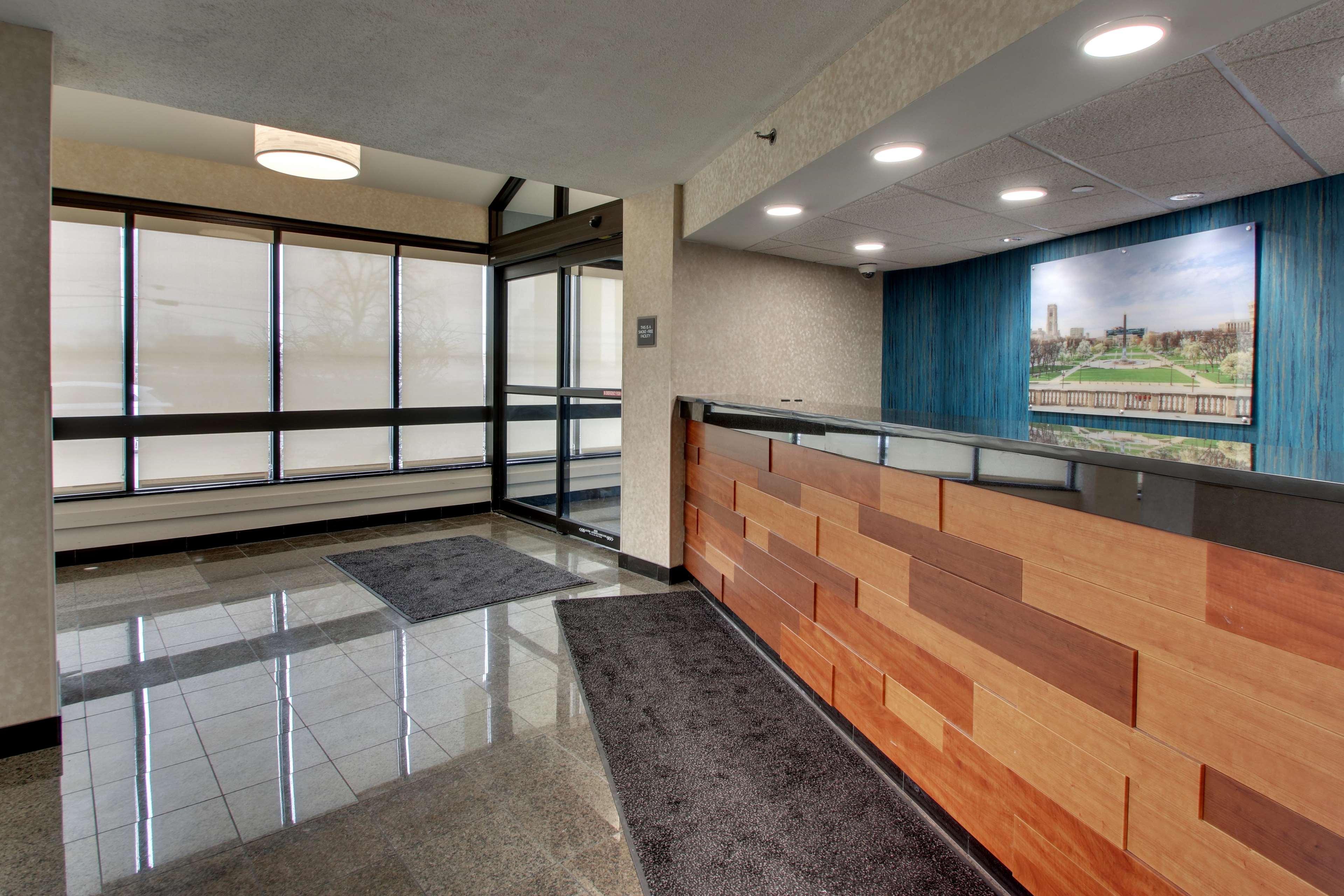 Best Western Plus Indianapolis North At Pyramids Bagian luar foto